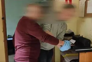46-letni mężczyzna usłyszał zarzut zarzutów doprowadzenia wbrew woli kobiety do innej czynności seksualnej