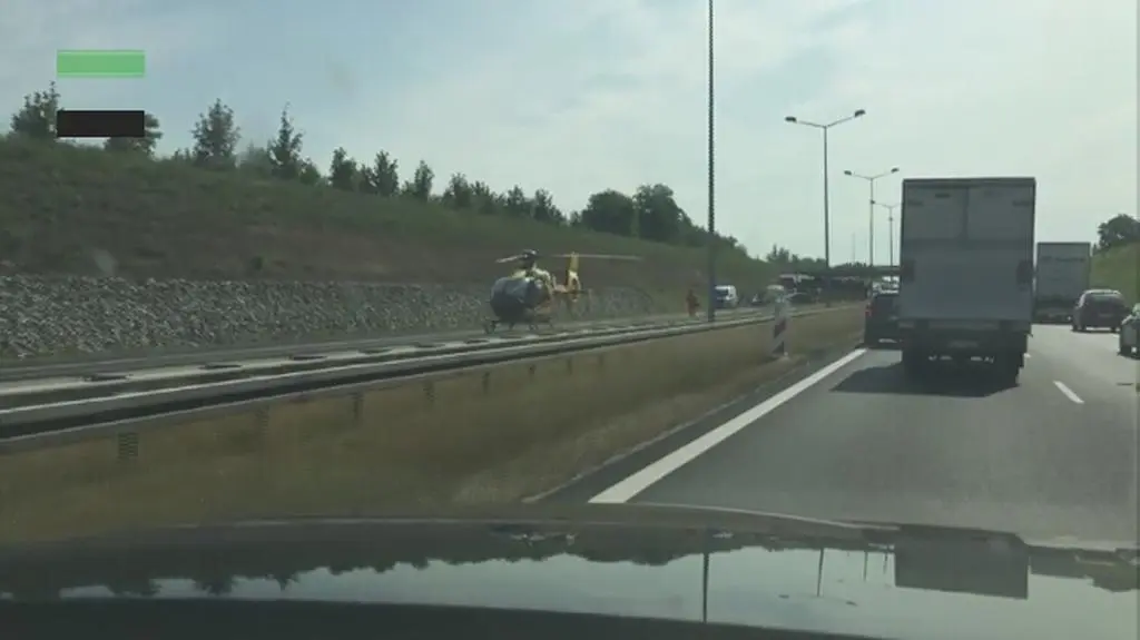 Wypadek na autostradzie A2. Lądował śmigłowiec LPR