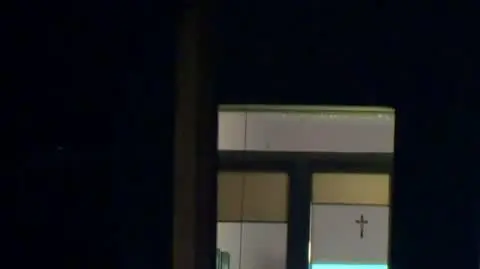 0304 CNB KUBIKkrotki 2