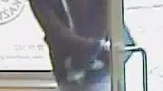 Policja prosi o kontakt osoby, które rpzpoznają sprawcę