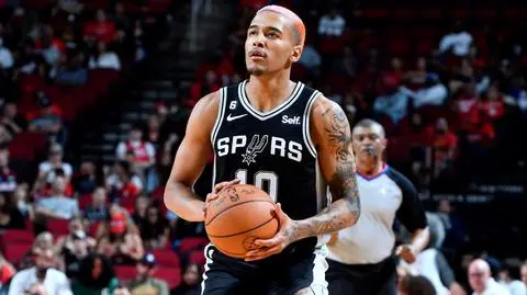 Obiecujący debiut Sochana w San Antonio Spurs