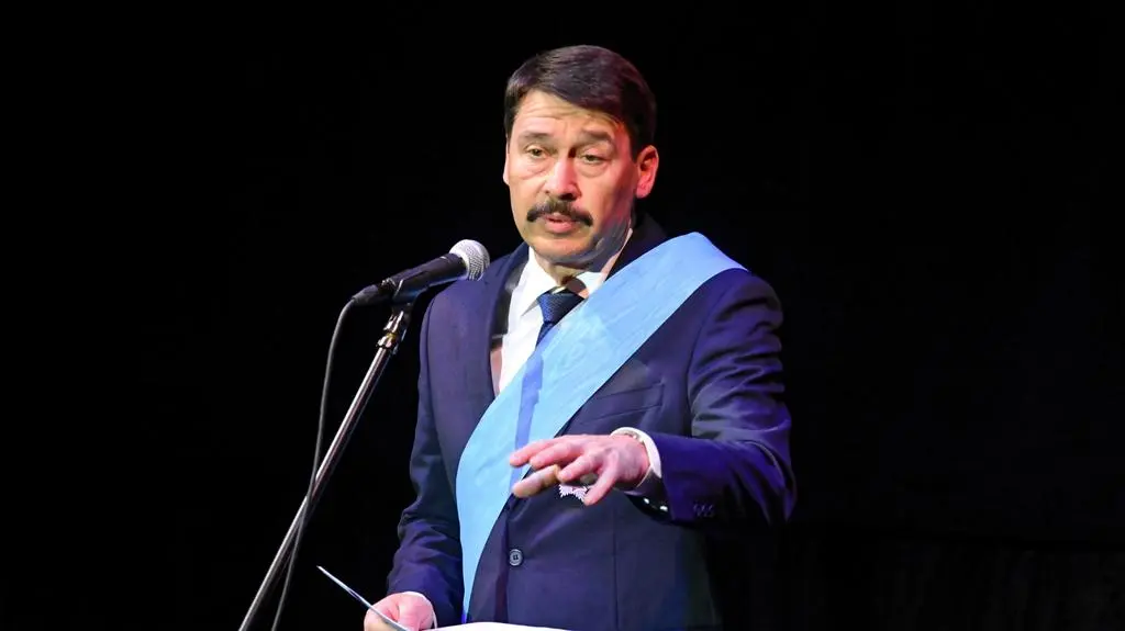 Janos Ader z Orderem Orła Białego
