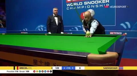 Bila zaatakowała kamerzystę. "Mało brakowało, a ktoś by tutaj mocno oberwał"