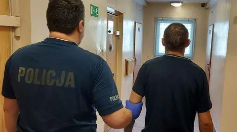 Mężczyzna utknął na cmentarzu, został zatrzymany przez policję