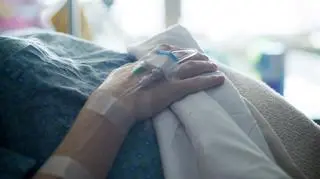 Najpierw pielęgniarka, potem położna. Projekt wywołał ostrą dyskusję