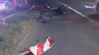 Policja bada przyczyny wypadku. "Obaj twierdzą, że wjechali na zielonym świetle"