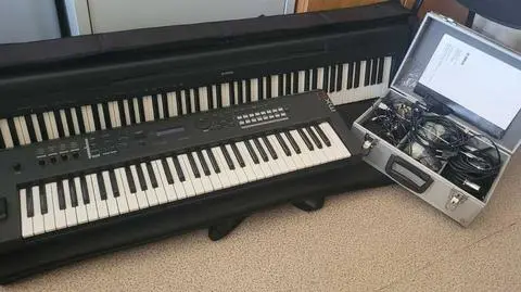Z auta na parkingu zniknęły instrumenty muzyczne i nuty                                                                                                                                                                                                                                                                                                                                                                                                                                                                                                                                                               
