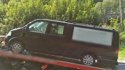 Jechał karawanem pod wpływem alkoholu i amfetaminy. Świadek pomógł policji obezwładnić 26-latka