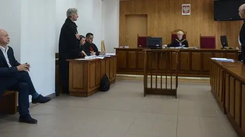 "Chciałem go tylko spoliczkować". Ruszył proces przeciw Januszowi Korwin-Mikkemu