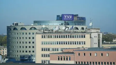 Twierdzą, że nie dostali tych maili, ale instrukcje z nich były w programach TVP. Czasami niemal słowo w słowo 
