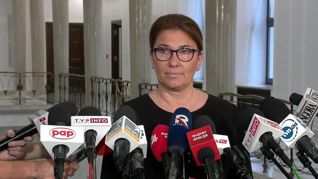 Mazurek: nie ma potrzeby powoływania komisji śledczej do spraw KNF
