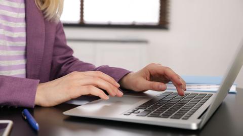 Oszuści wysyłają wiadomości z fałszywą informacją