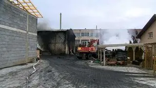 Hala magazynowa doszczętnie spłonęła