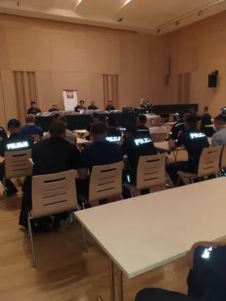 Rozprawa w filharmonii