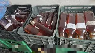 222 litry nielegalnego alkoholu i narkotyki w Piławie Górnej