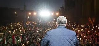 Wielkie pieniądze za specjalne "usługi". Komu służył Orban?