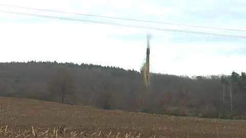 Wyburzanie komina z 1840 roku