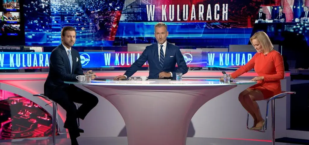 Oglądaj "W kuluarach"