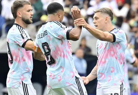 Skoczyli sobie do gardeł przy stanie 0:2. Potem wspólnie dali Belgii awans
