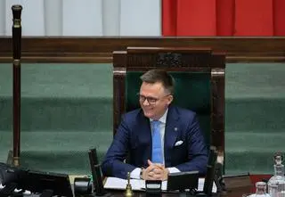 Krótka przemowa Hołowni. Przeprosił, podziękował, "nie rozbeczał się"