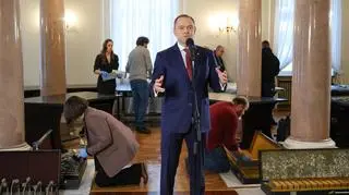 Demontaż Okrągłego Stołu w Pałacu Prezydenckim