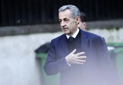 Tak teraz żyje były prezydent. Pierwsza doba Sarkozy’ego w więzieniu