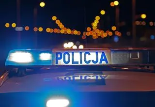 90-latka błąkała się w nocy po mieście. Nie potrafiła znaleźć drogi do domu