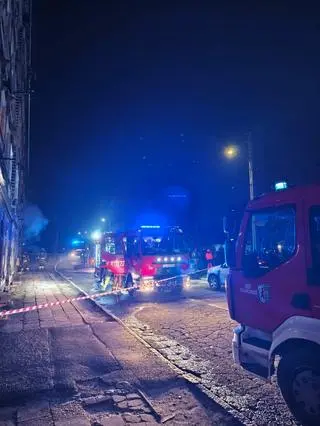 Pożar mieszkania w kamienicy w Bytomiu