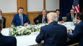 Zdjęcia ze spotkania Donalda Truma z Xi Jinpingiem