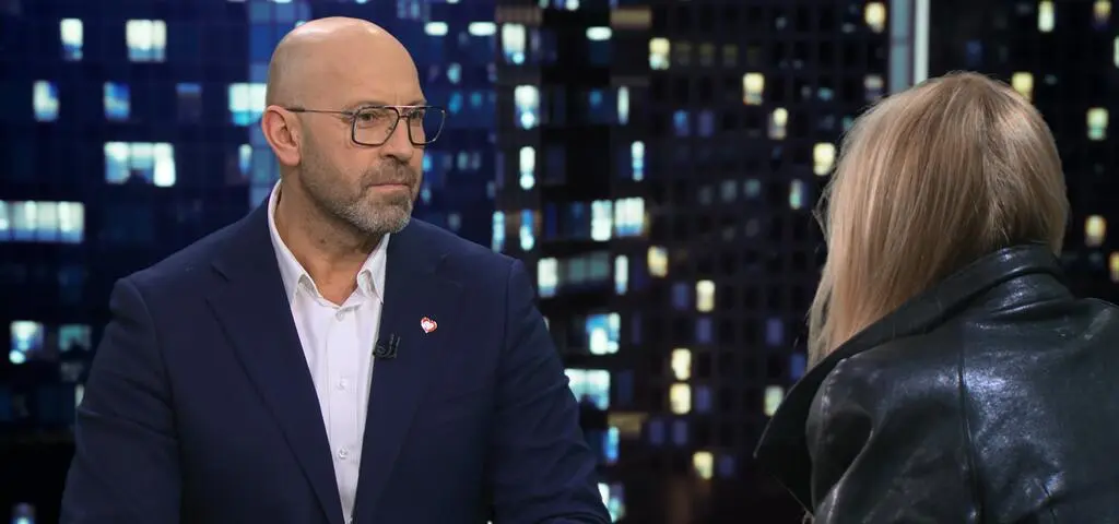 "Piesiewicz skompromitował PKOl. Uwiarygodnił Zondęcrypto"