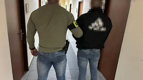 Nożownik pociął twarze dwóch przechodniów
