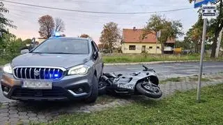 Policyjny pościg. Motocyklista uderzył w nieoznakowany radiowóz