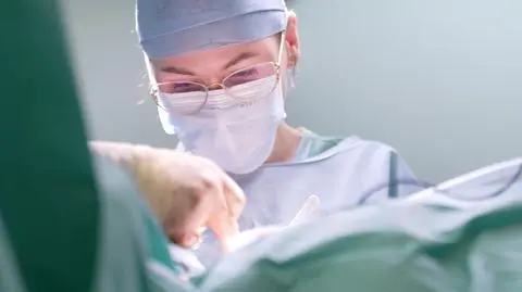 Usłyszała: pani mnie będzie operować?