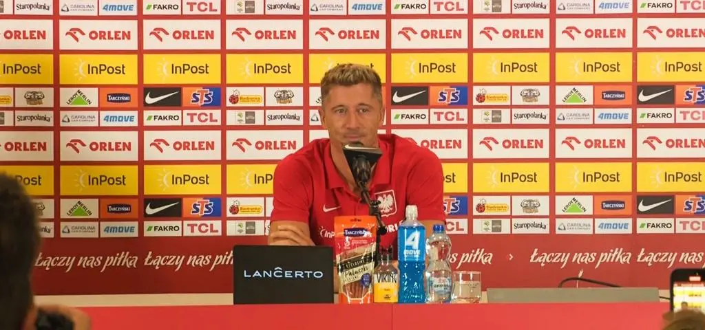 Trwa konferencja Lewandowskiego i Urbana