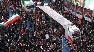 Państwowy pogrzeb wojskowych i naukowców, którzy zginęli w izraelskich atakach