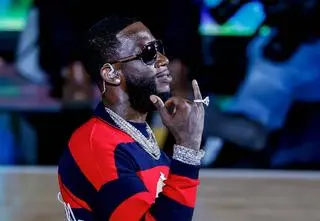 Pod pretekstem spotkania. Media o porwaniu Gucciego Mane'a