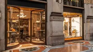 Słynna marka zrywa współpracę z ponad 200 firmami