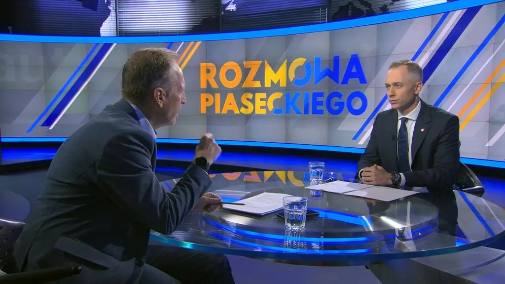 Cezary Tomczyk w "Rozmowie Piaseckiego" w TVN24