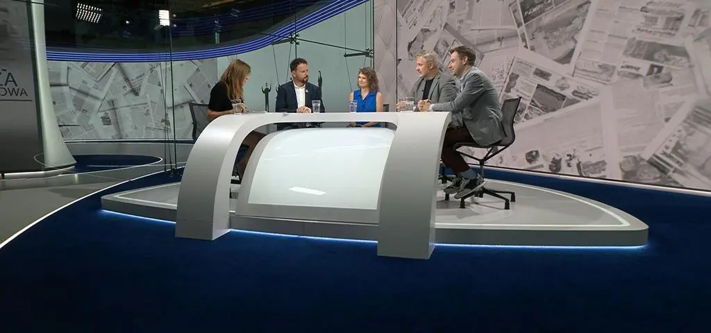 Oglądaj "Lożę prasową"