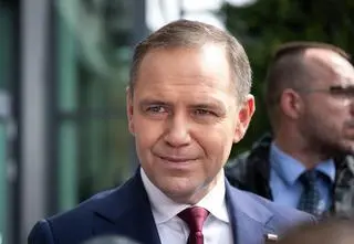 To nie była "głęboka weryfikacja", ale i tak pojawił się "znak zapytania"