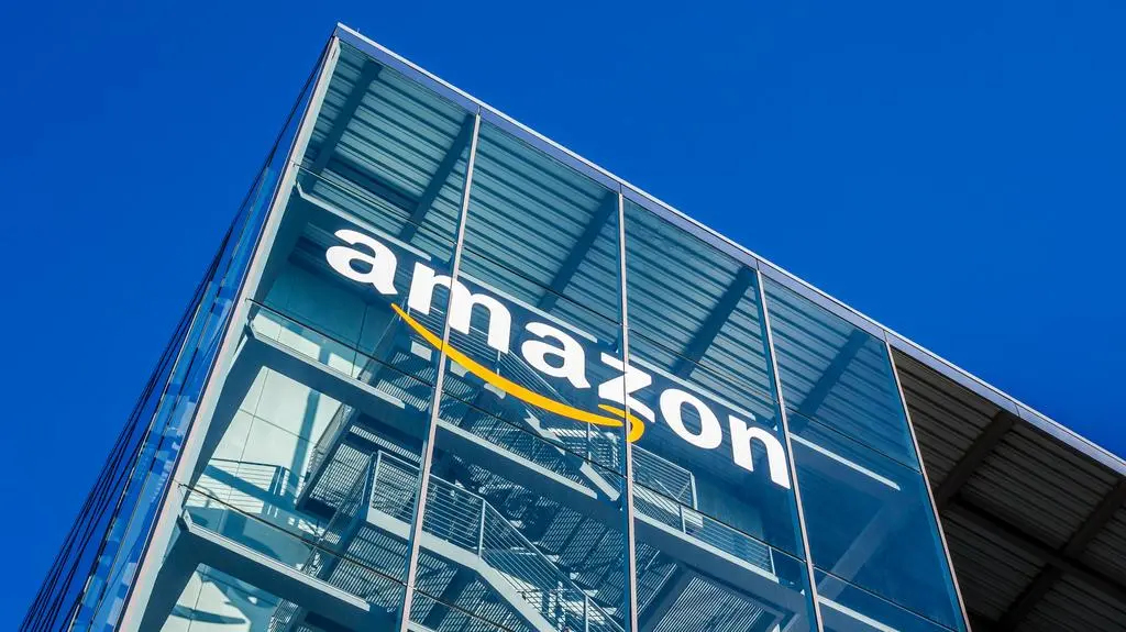 Jeff Bezos założył Amazon w 1994 r. 