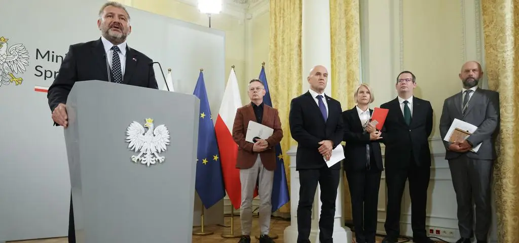 Minister Żurek: cofnąłem moje pozwy przeciwko Skarbowi Państwa. Oglądaj konferencję