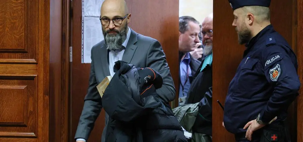Kościelna fundacja i zorganizowana grupa przestępcza. Za co ksiądz trafił na ławę oskarżonych?