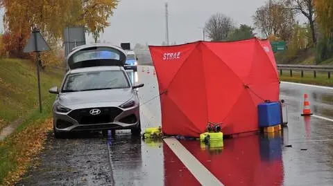 Na drodze krajowej numer 7 w Tarczynie odnaleziono ciało mężczyzny