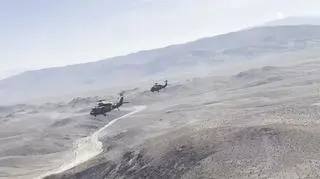 Amerykańskie śmigłowce Black Hawk nad Iranem