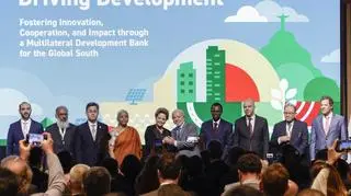 W niedzielę w Rio de Janeiro rozpoczyna się dwudniowy szczyt BRICS