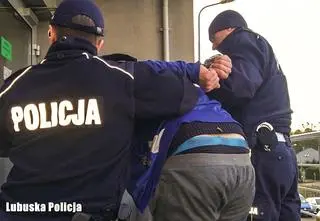 Nożownik zaatakował przypadkowego mężczyznę