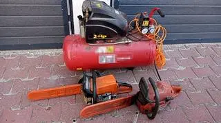 Twierdzili, że przyszli po złom. Zaczęli pakować między innymi piły spalinowe i sprężarkę