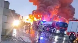 Pożar składowiska odpadów w Rzeczycy Ziemiańskiej