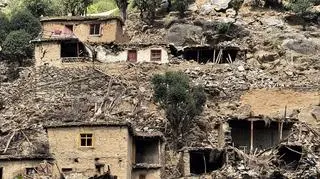 Zniszczenia po trzęsieniu ziemi w afgańskiej prowincji Kunar 
